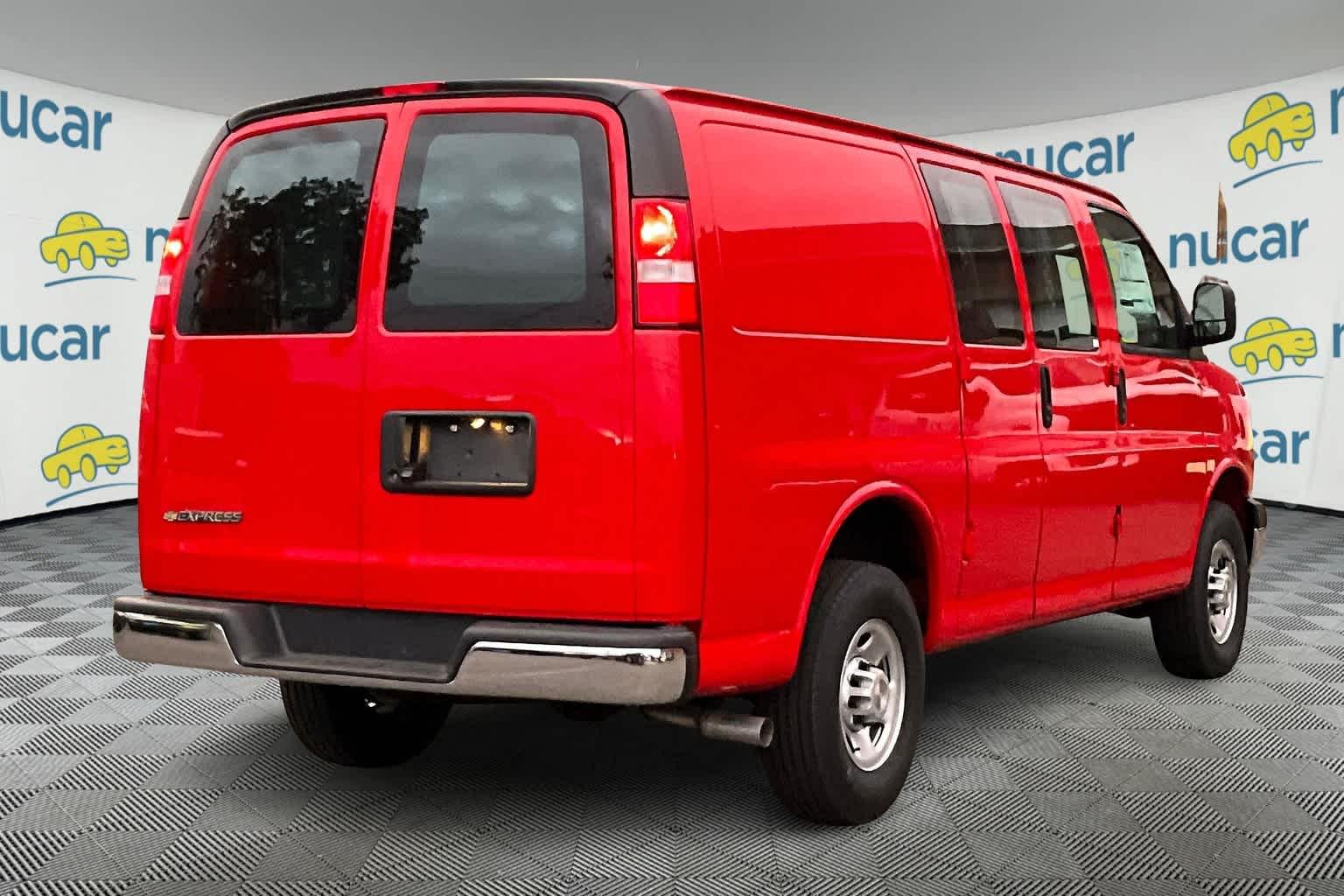 2024 Chevrolet Express 2500 CARGO - Photo 6