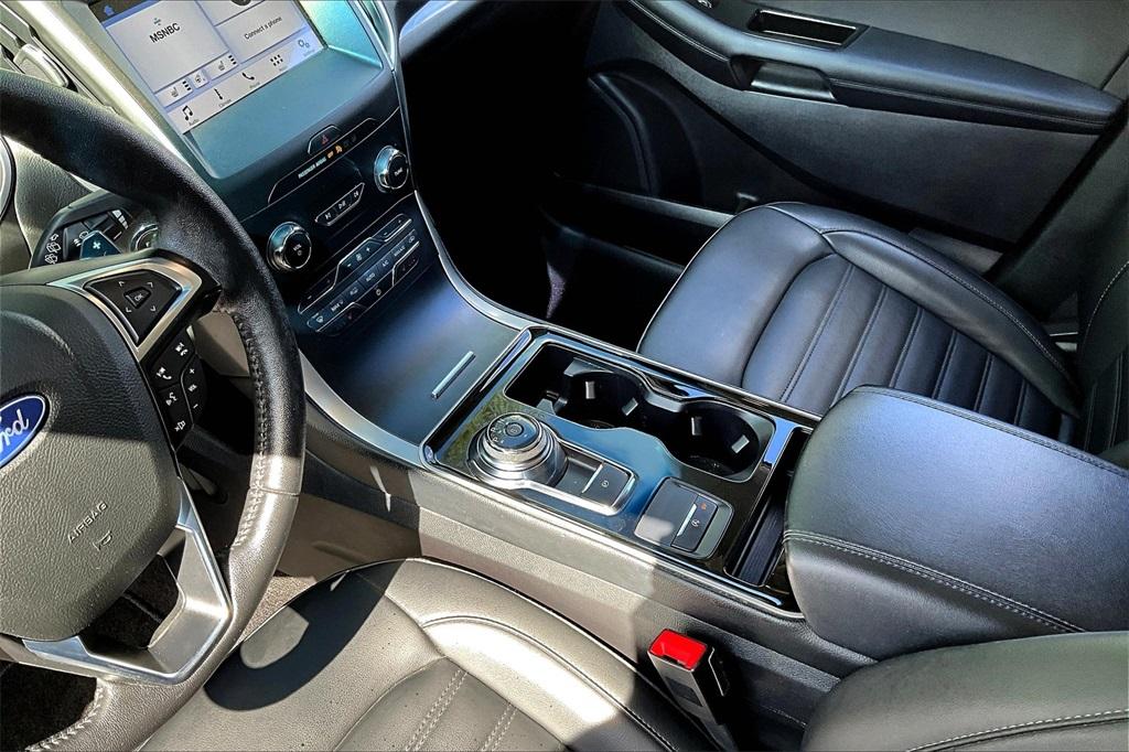 2019 Ford Edge SEL - Photo 20