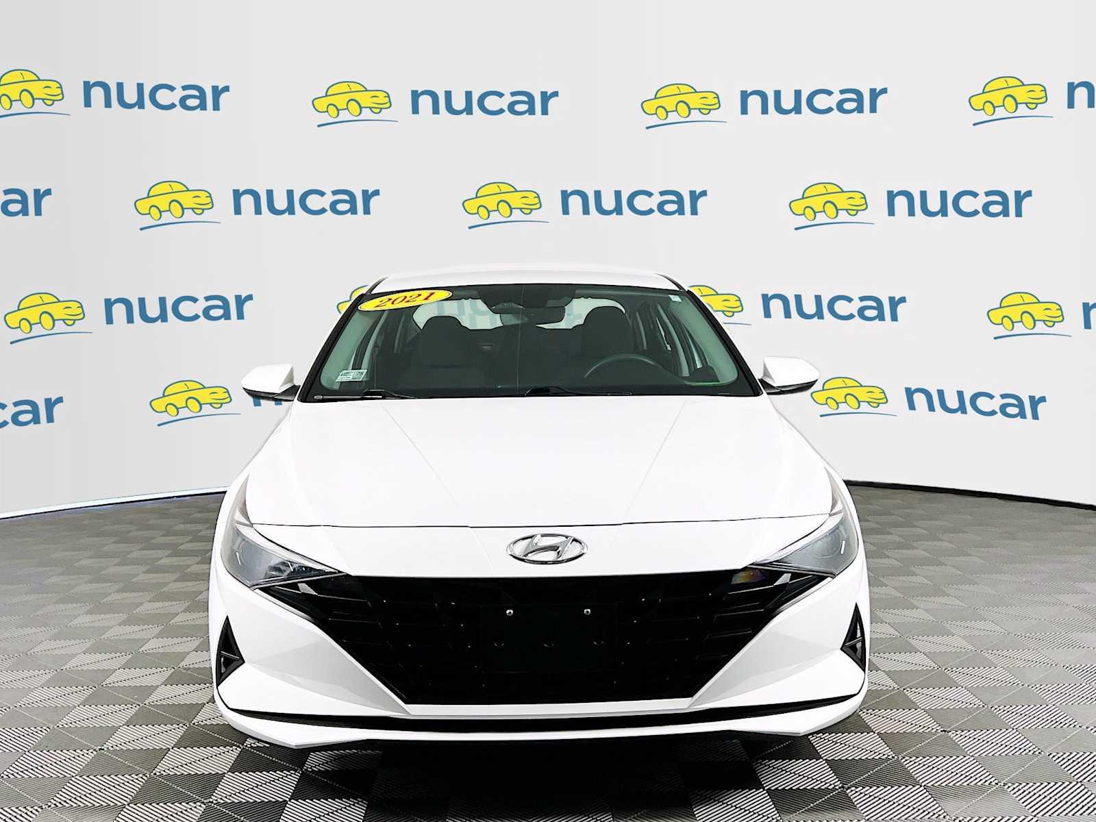 2021 Hyundai Elantra SE - Photo 2