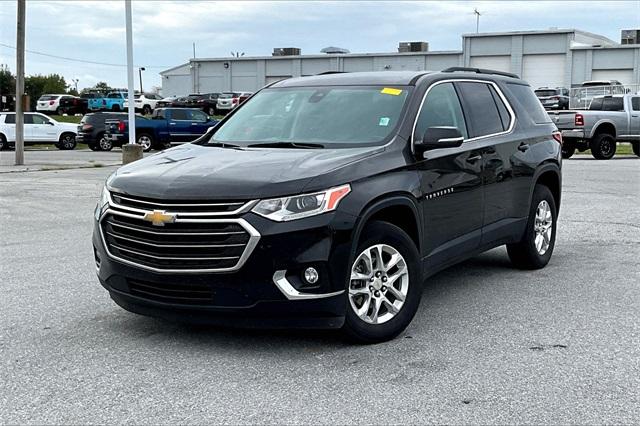 2021 Chevrolet Traverse LT - Photo 2