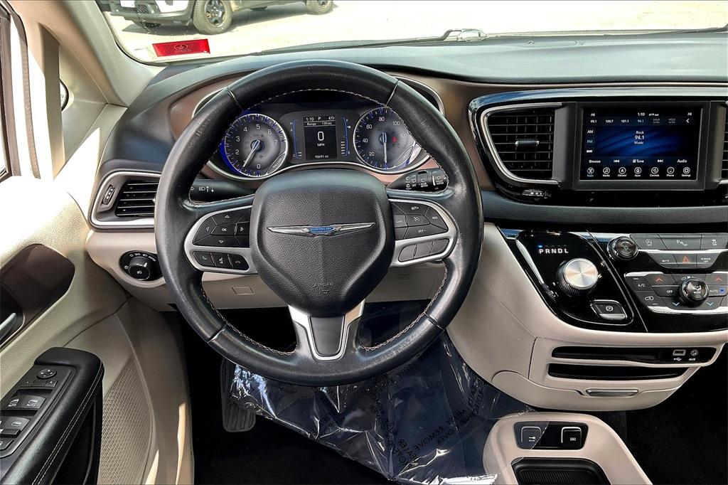 2018 Chrysler Pacifica Touring L - Photo 17