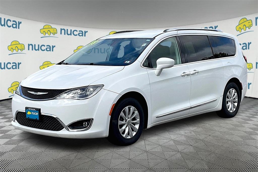 2018 Chrysler Pacifica Touring L - Photo 3