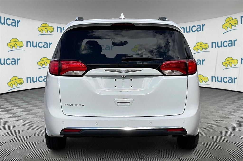 2018 Chrysler Pacifica Touring L - Photo 5