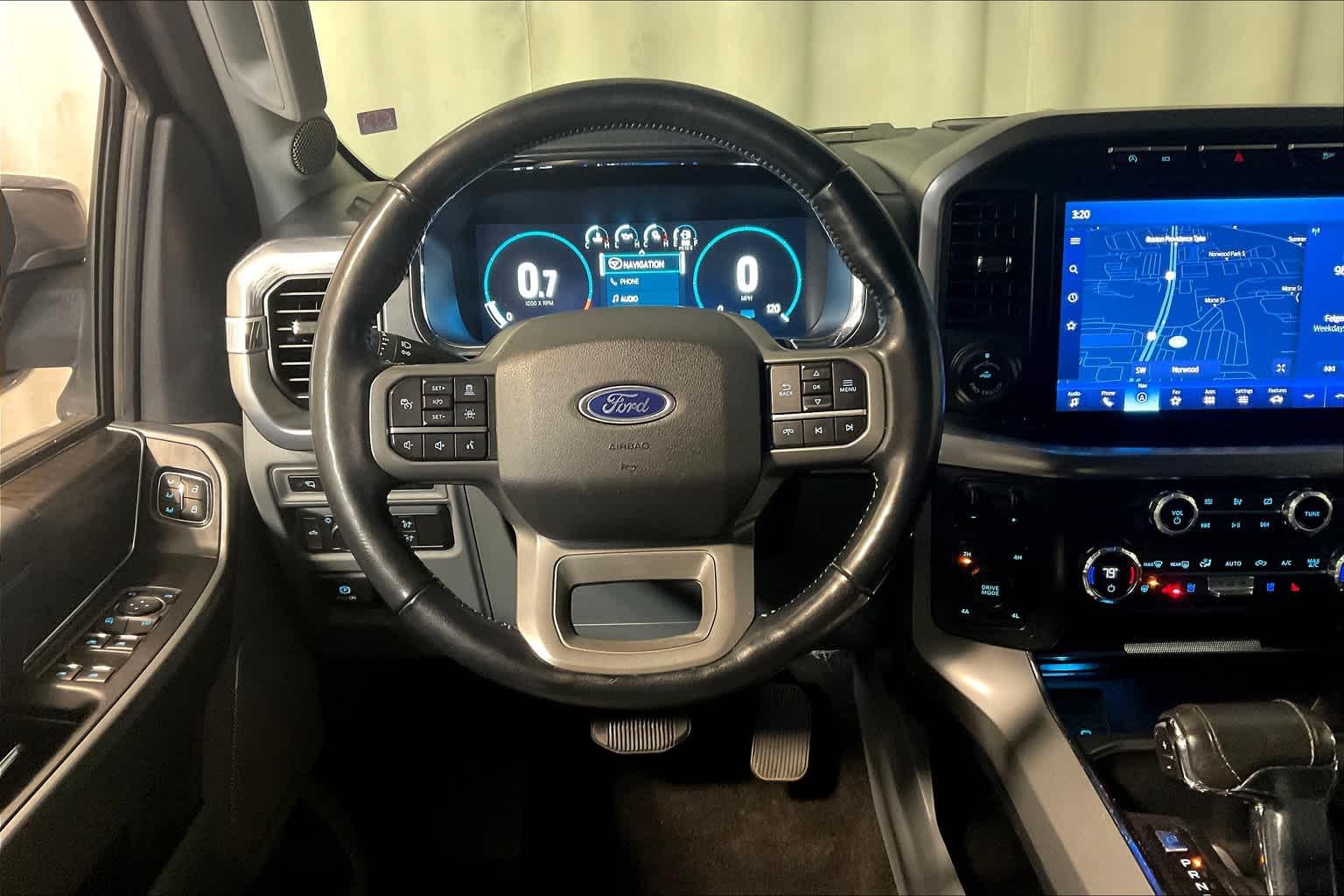 2021 Ford F-150 LARIAT - Photo 17