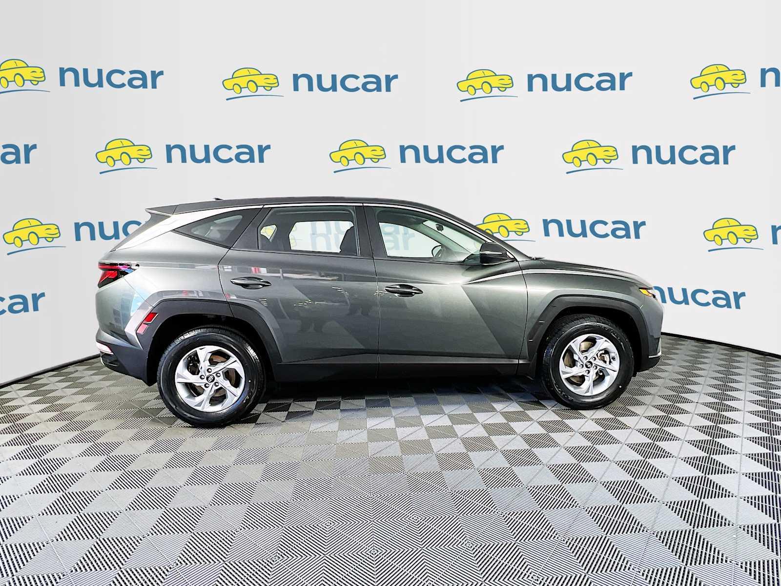 2022 Hyundai Tucson SE - Photo 8