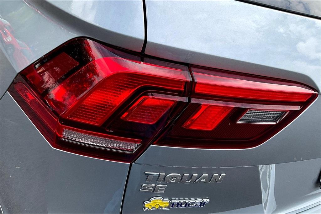 2020 Volkswagen Tiguan 2.0T SEL - Photo 35