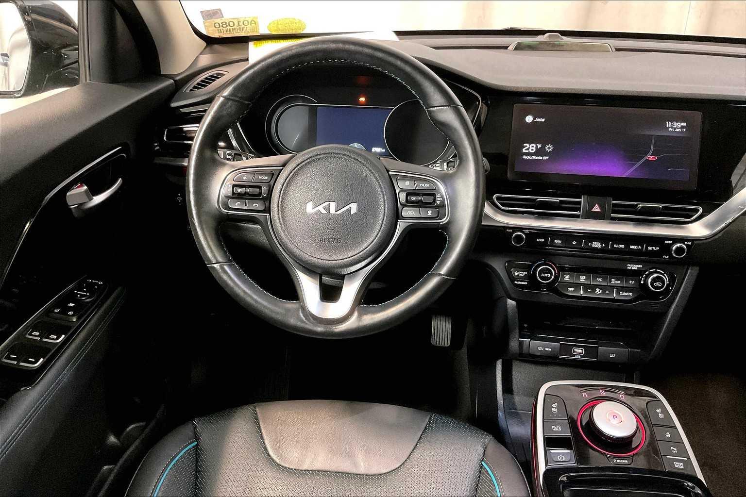 2022 Kia Niro EV EX Premium - Photo 17