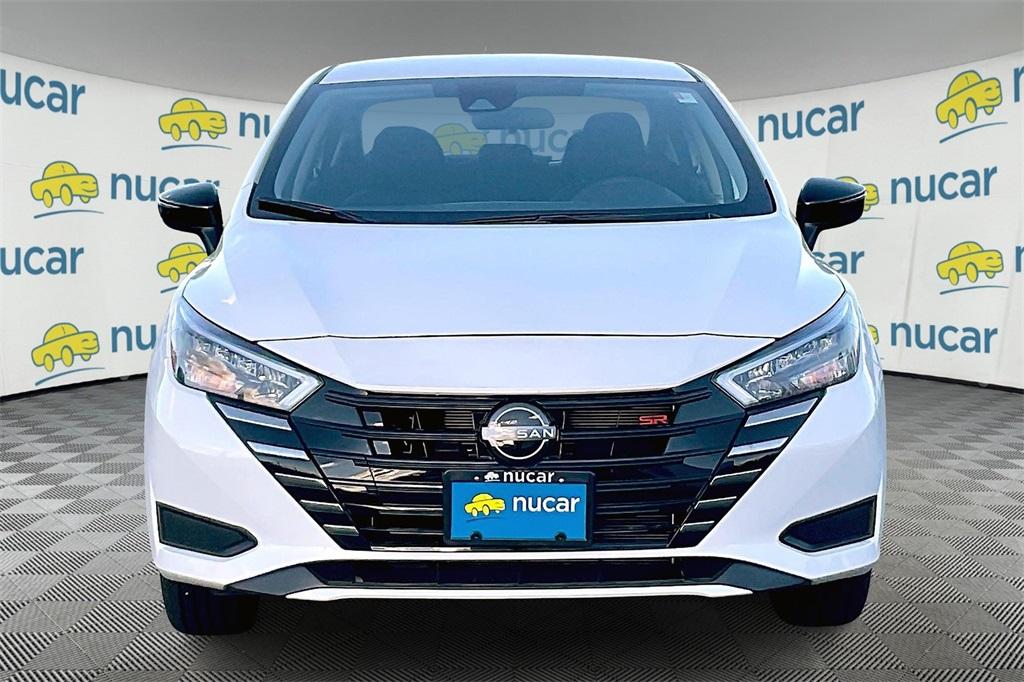 2024 Nissan Versa 1.6 SR - Photo 2