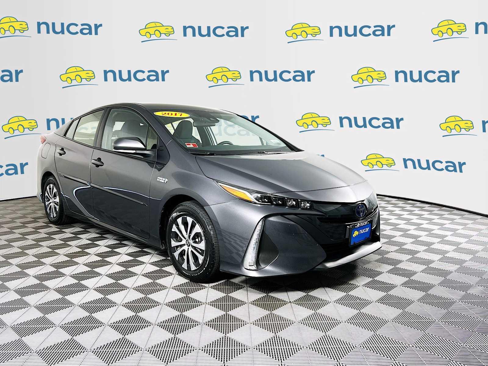 2021 Toyota Prius Prime LE - Photo 1