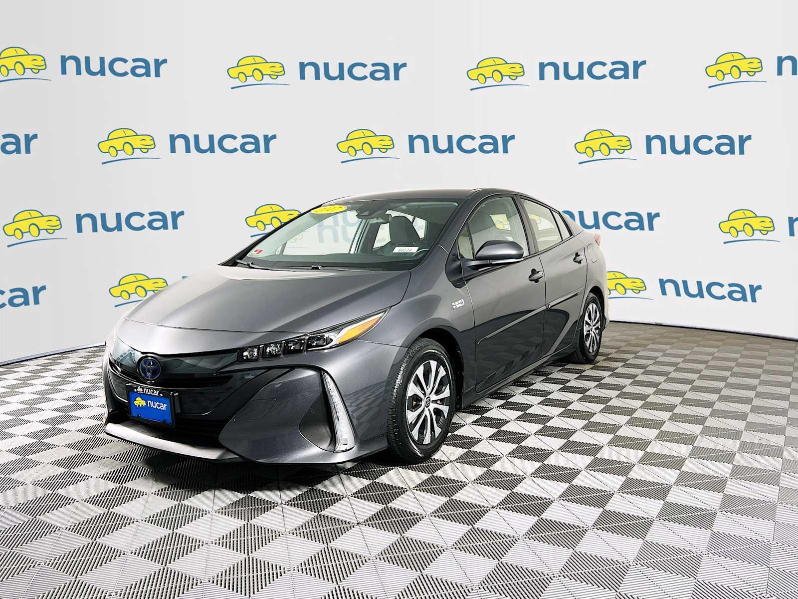 2021 Toyota Prius Prime LE - Photo 3