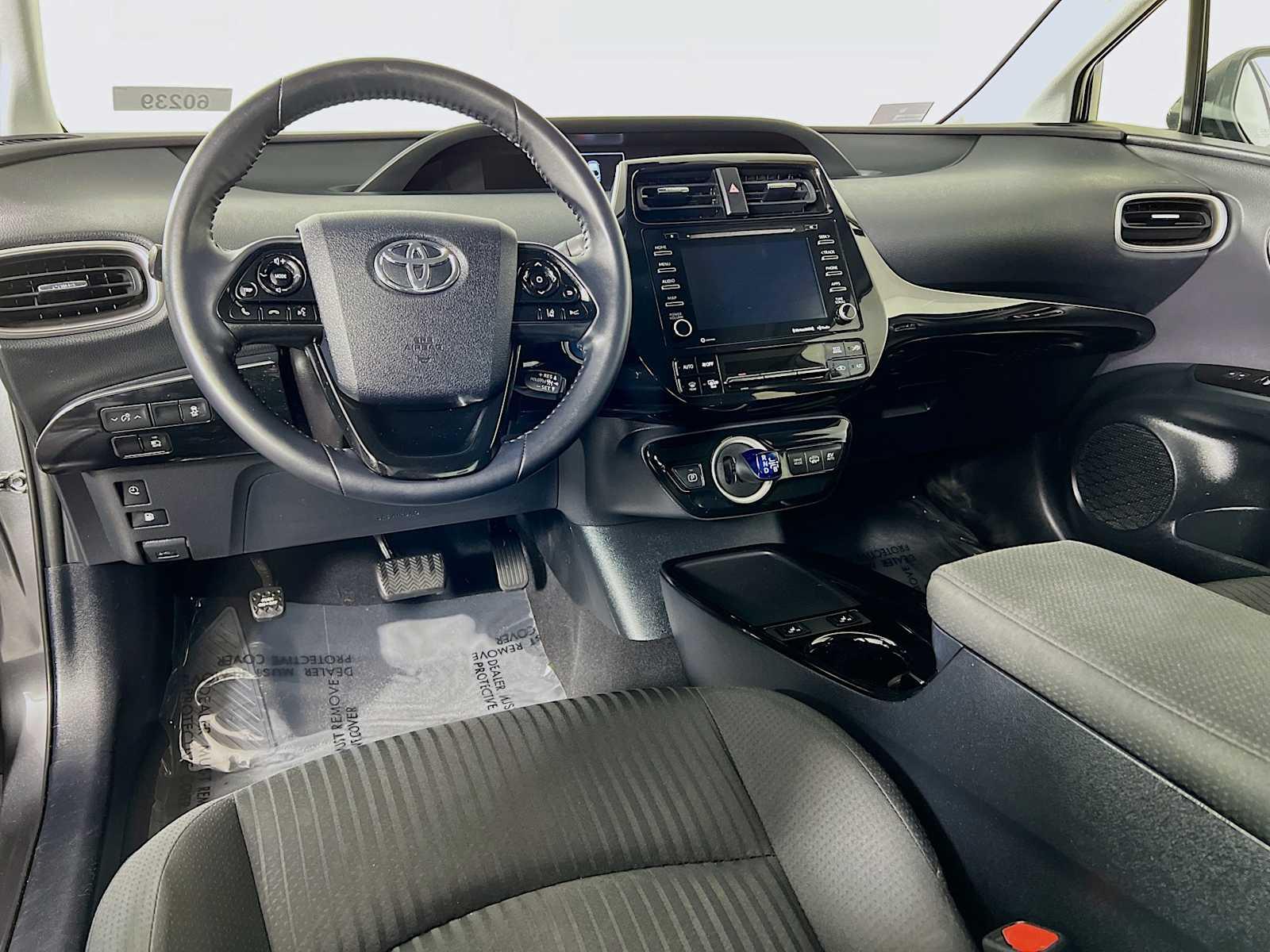 2021 Toyota Prius Prime LE - Photo 9