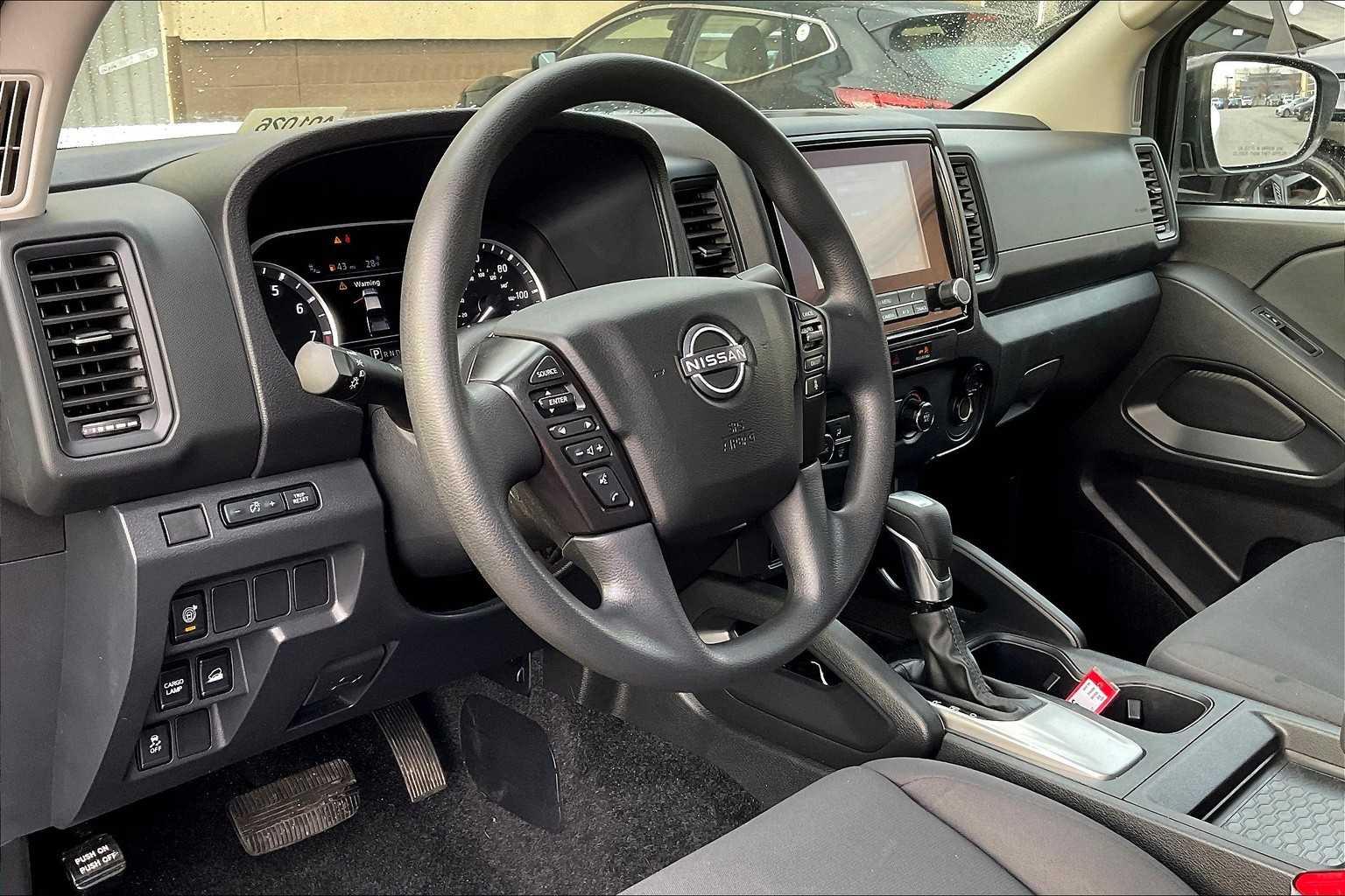 2023 Nissan Frontier S - Photo 8