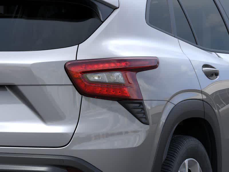 2025 Chevrolet Trax LS - Photo 11