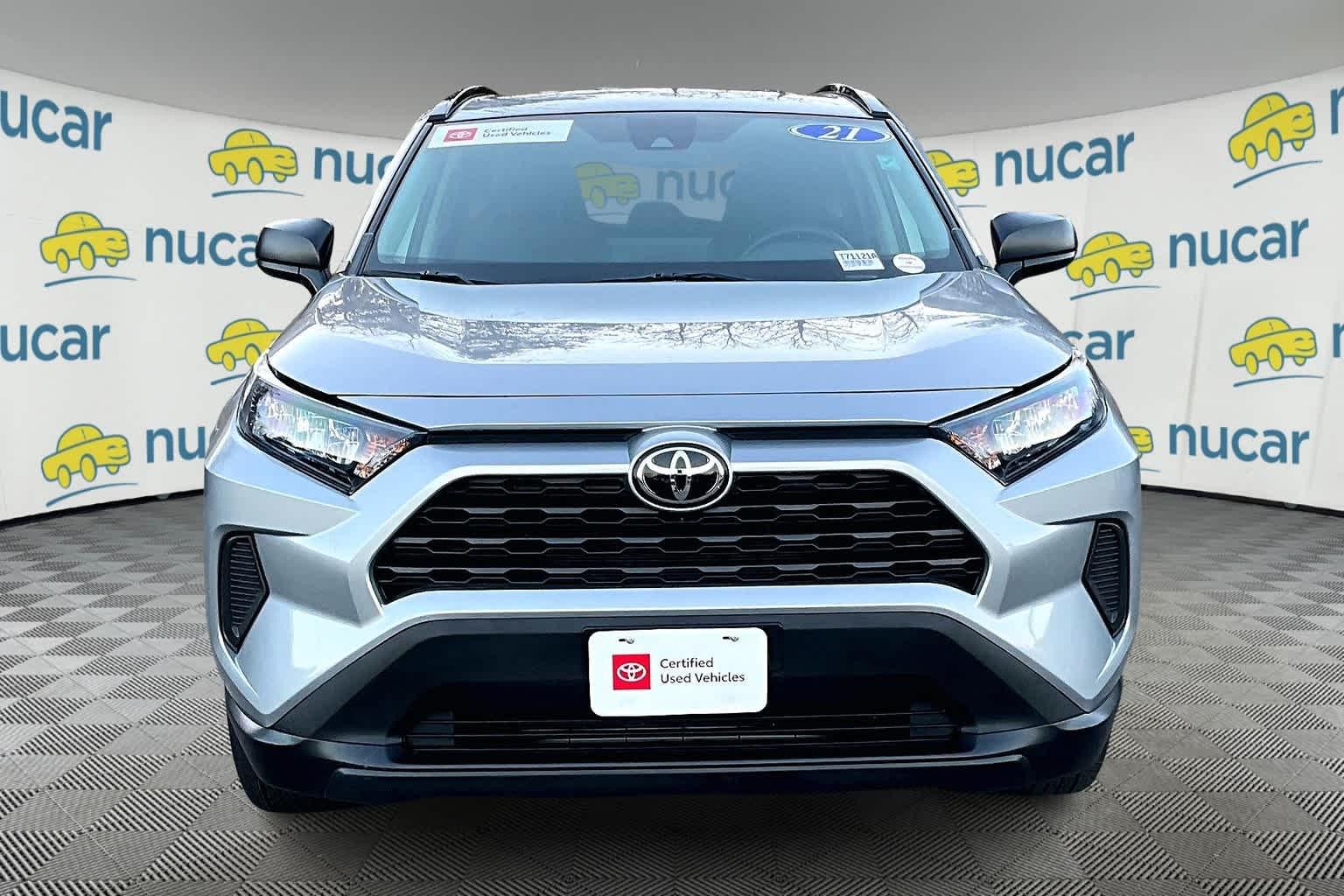 2021 Toyota RAV4 LE - Photo 2