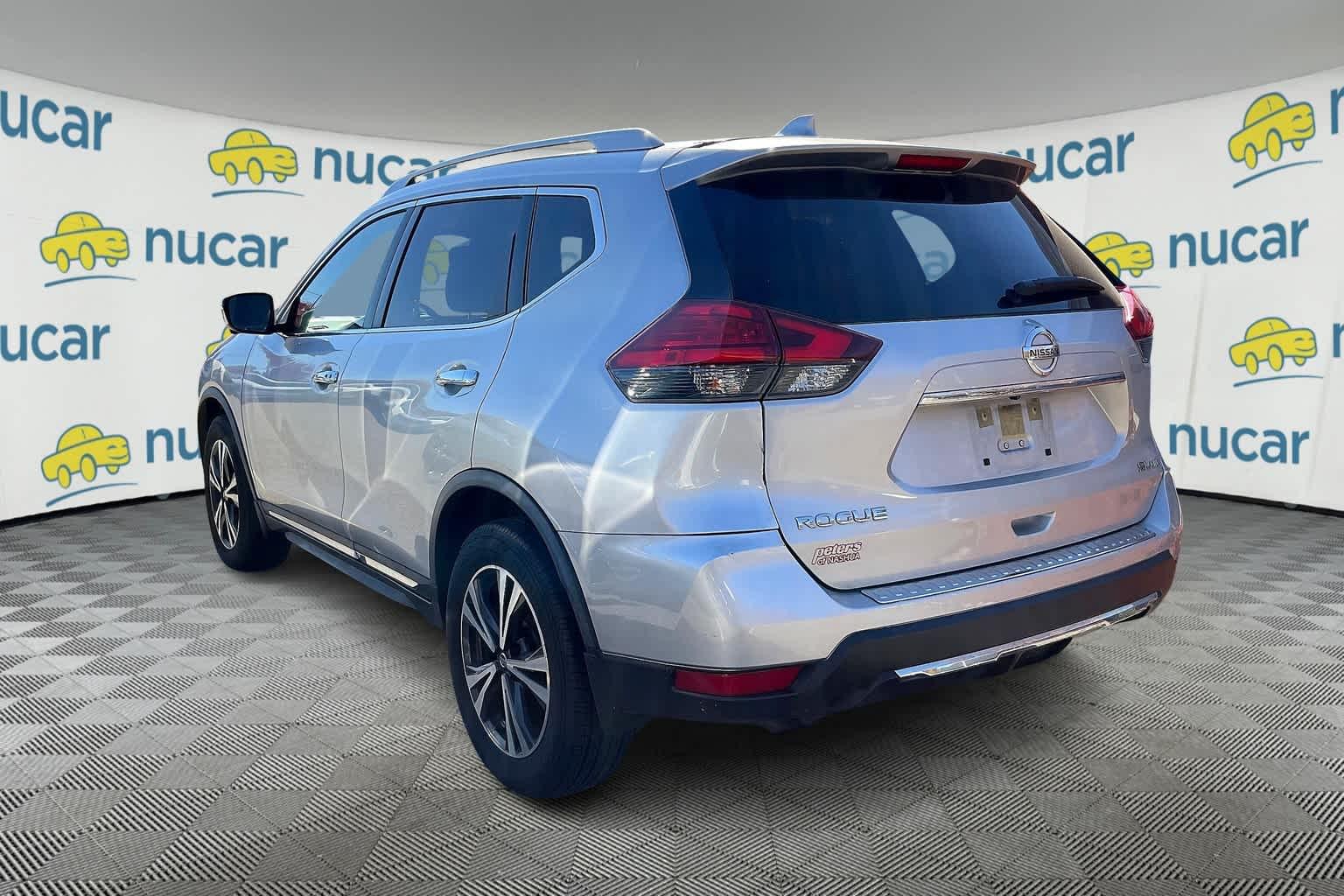 2017 Nissan Rogue SL - Photo 3