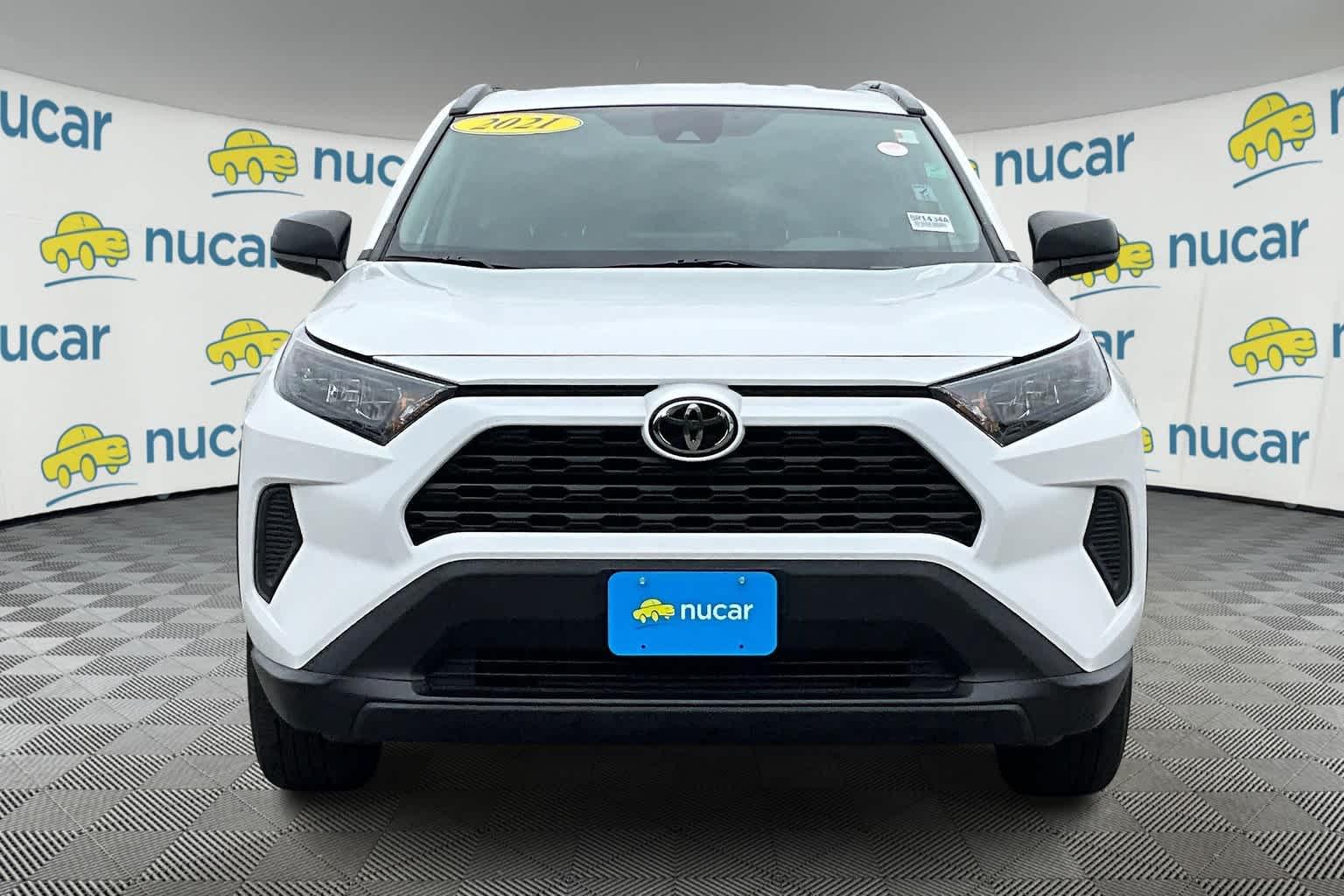 2021 Toyota RAV4 LE - Photo 2