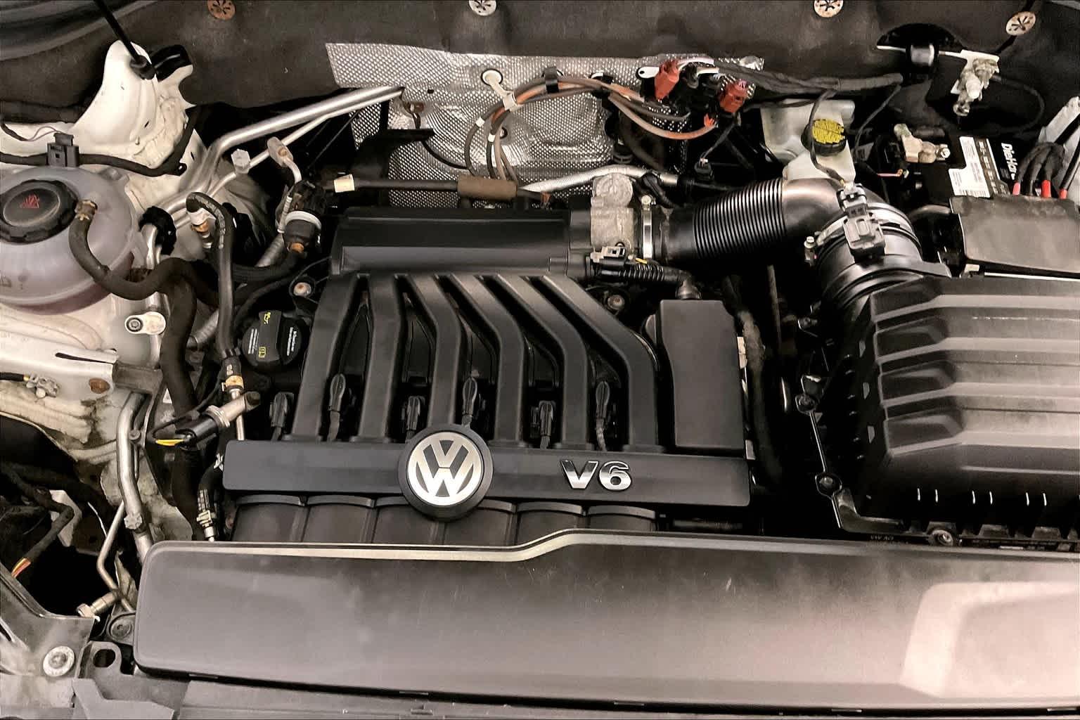 2018 Volkswagen Atlas 3.6L V6 SE - Photo 35