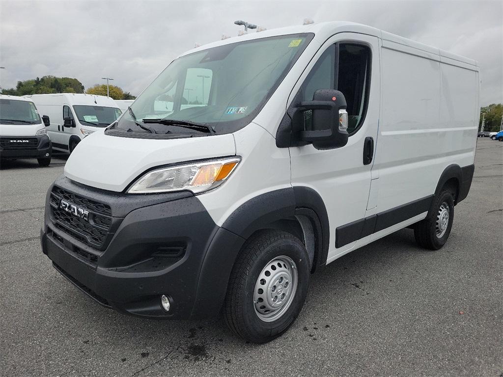 2024 Ram ProMaster 1500 Low Roof - Photo 2