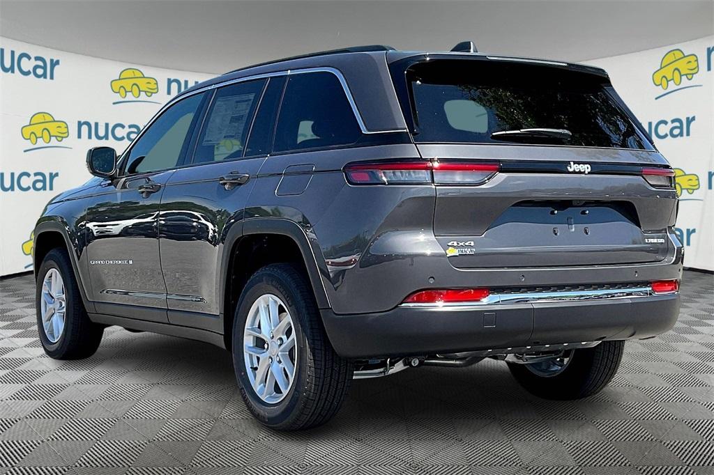 2024 Jeep Grand Cherokee Laredo - Photo 4