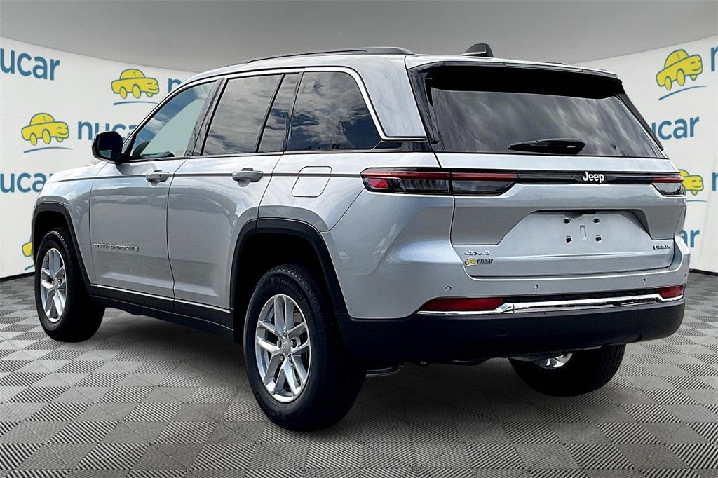 2024 Jeep Grand Cherokee Laredo - Photo 4