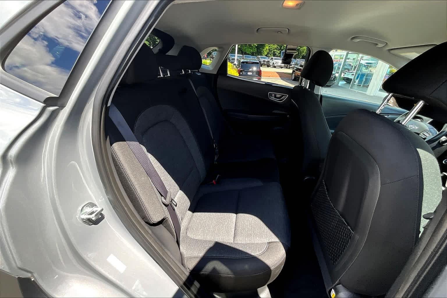 2021 Hyundai Kona Electric SEL - Photo 16