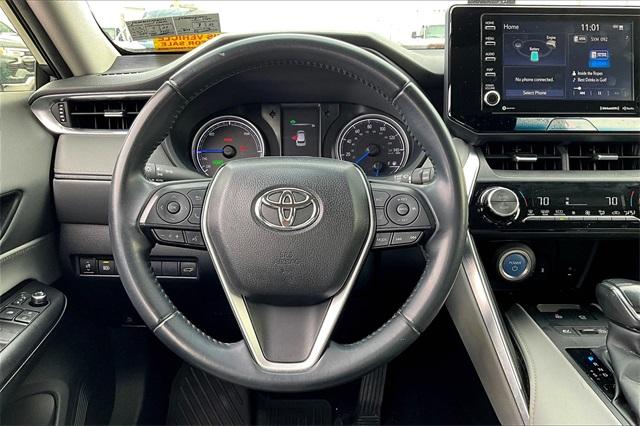 2021 Toyota Venza LE - Photo 11