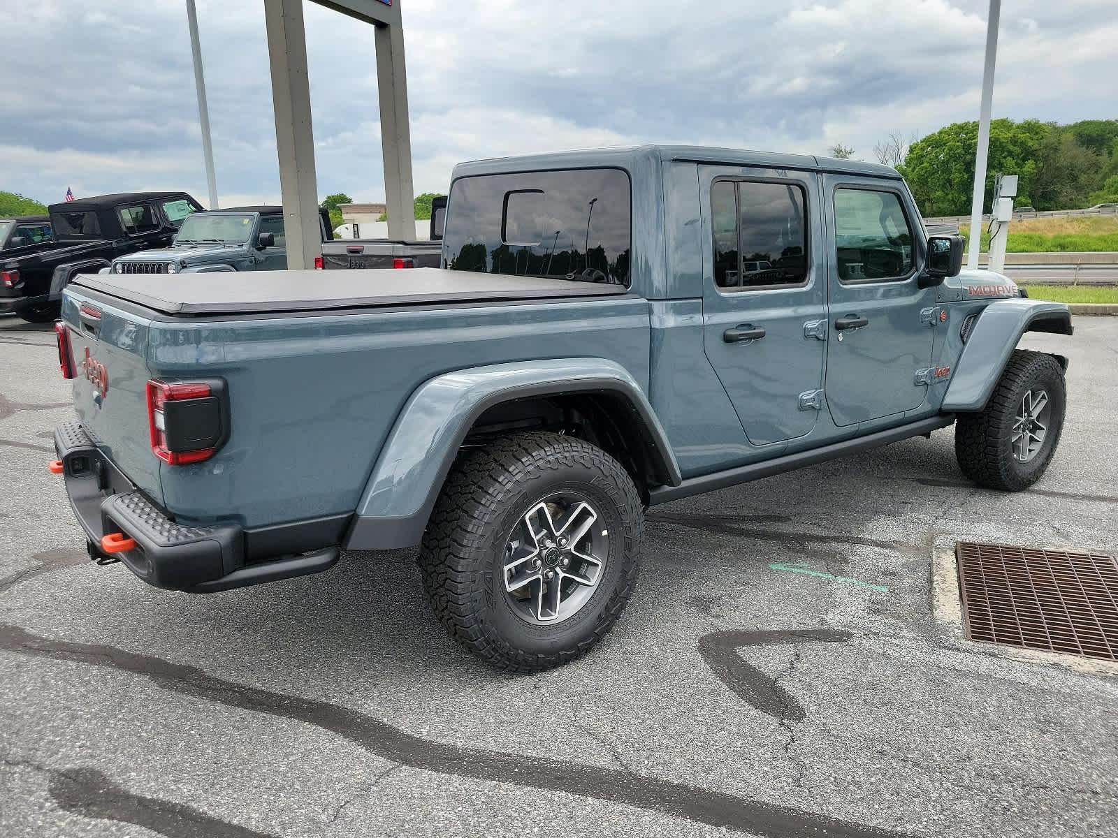 2024 Jeep Gladiator Mojave X 4x4 - Photo 4