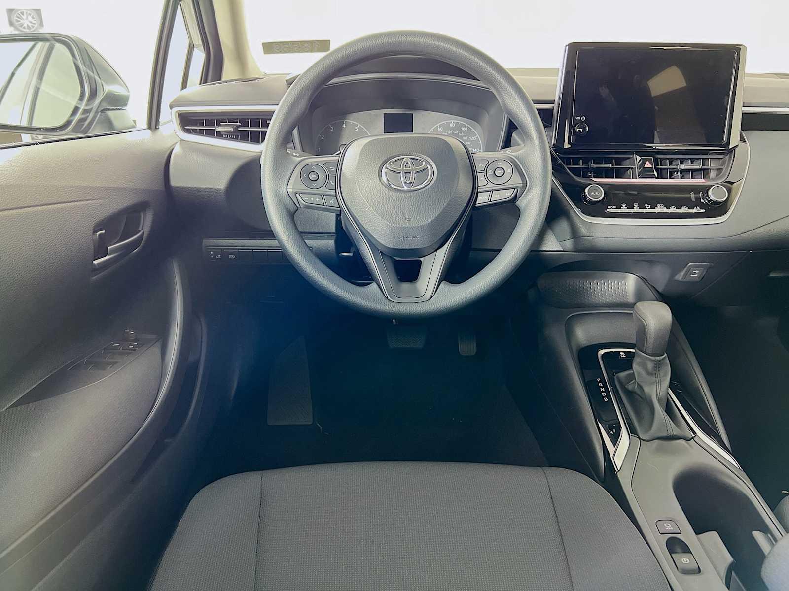 2024 Toyota Corolla LE - Photo 4