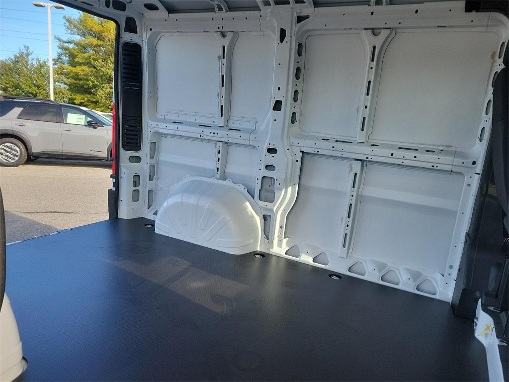 2024 Ram ProMaster 1500 Low Roof - Photo 17