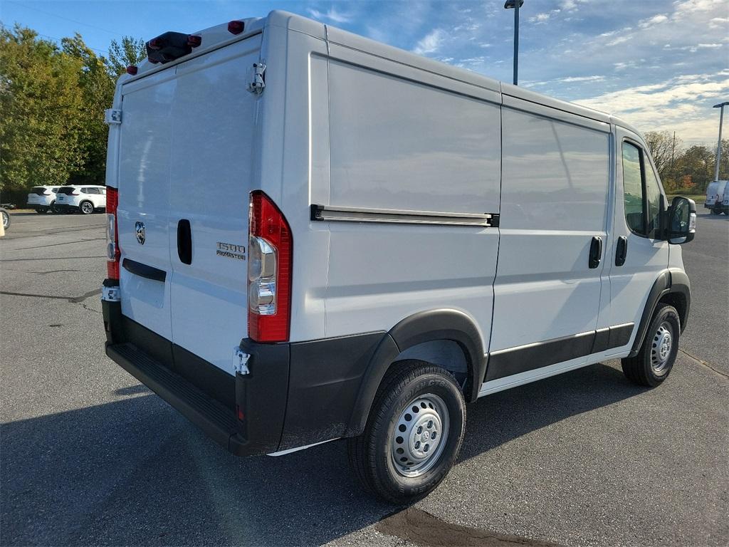 2024 Ram ProMaster 1500 Low Roof - Photo 5