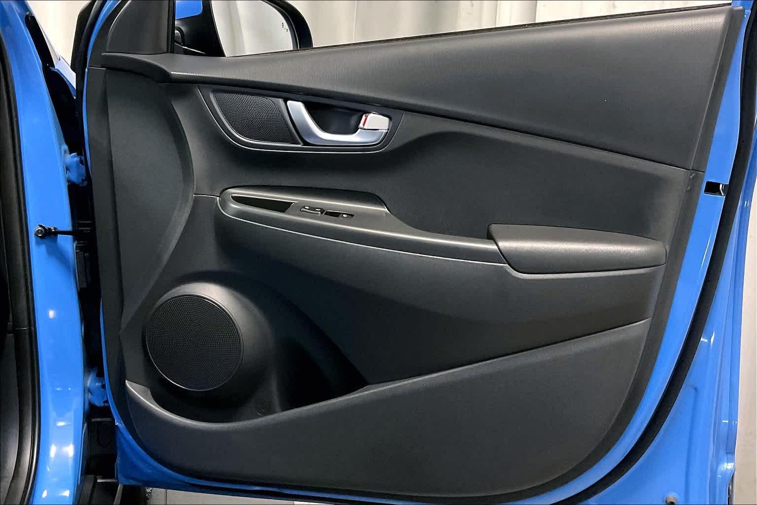 2022 Hyundai Kona Electric SEL - Photo 12