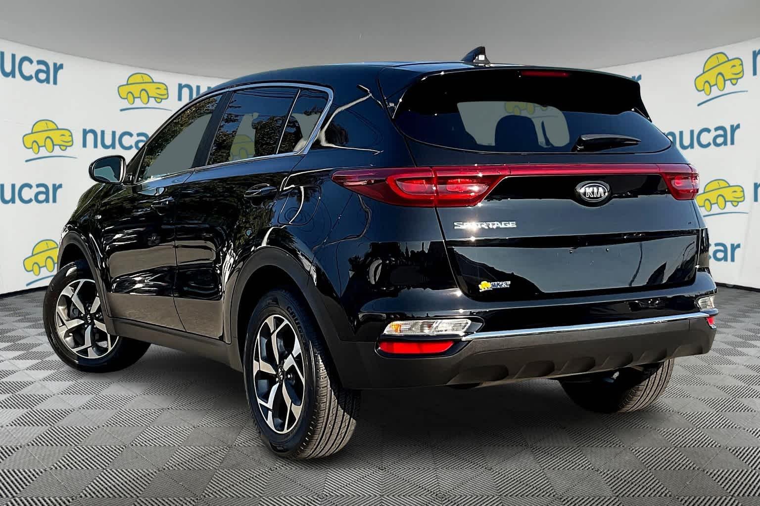 2022 Kia Sportage LX - Photo 4