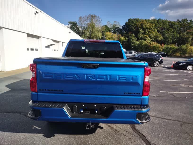 2022 Chevrolet Silverado 1500 Custom 4WD Crew Cab 147 - Photo 6