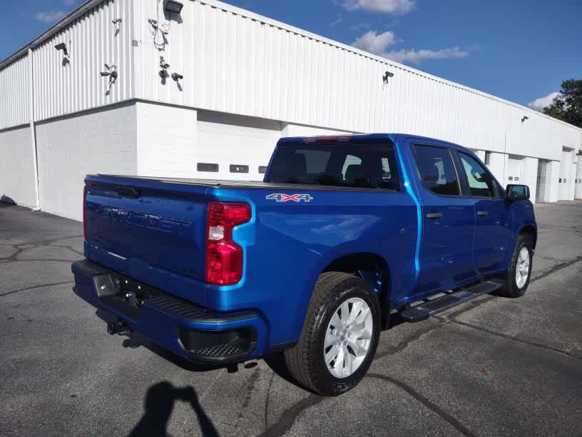 2022 Chevrolet Silverado 1500 Custom 4WD Crew Cab 147 - Photo 7