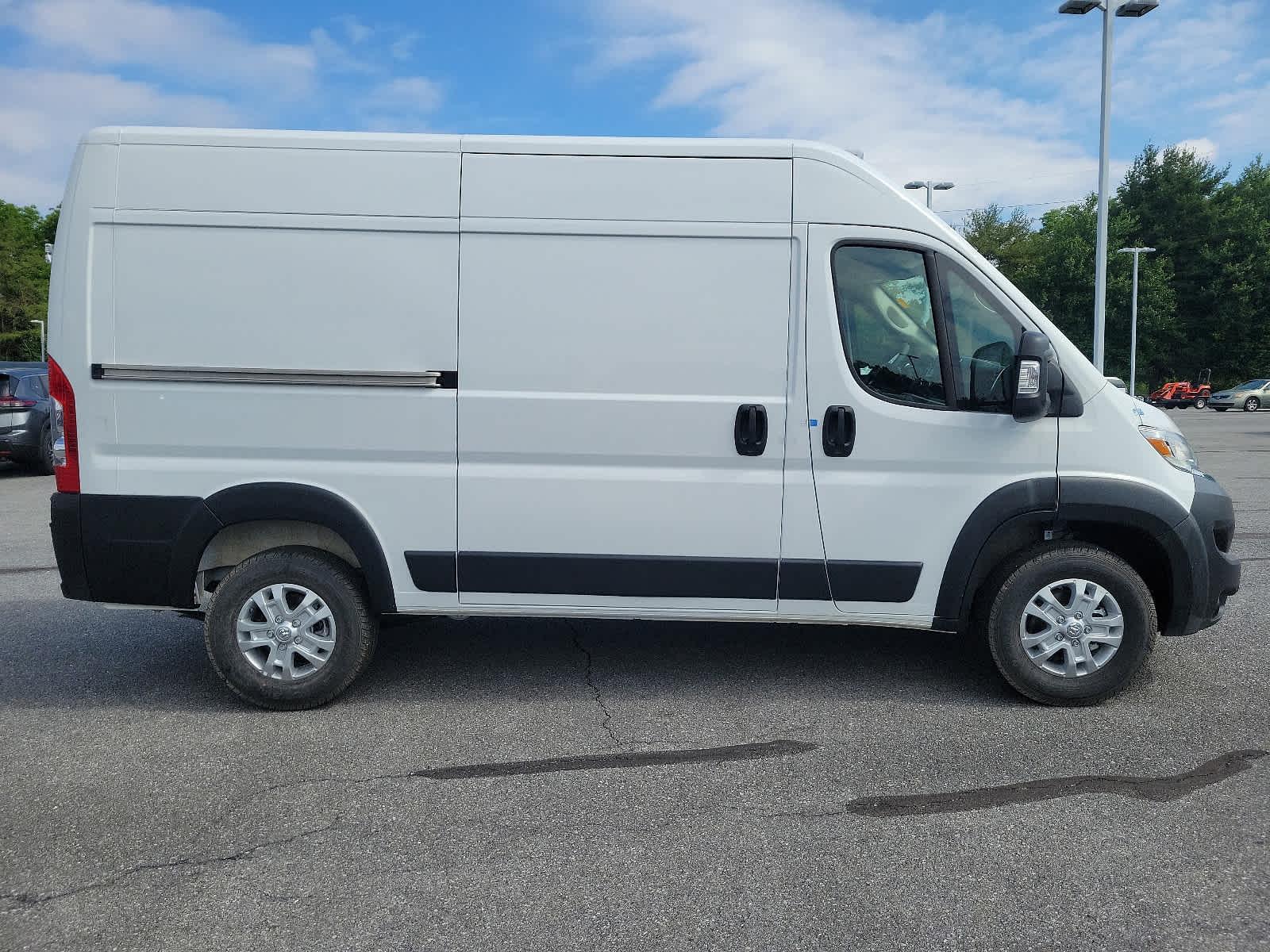 2024 Ram ProMaster SLT - Photo 5