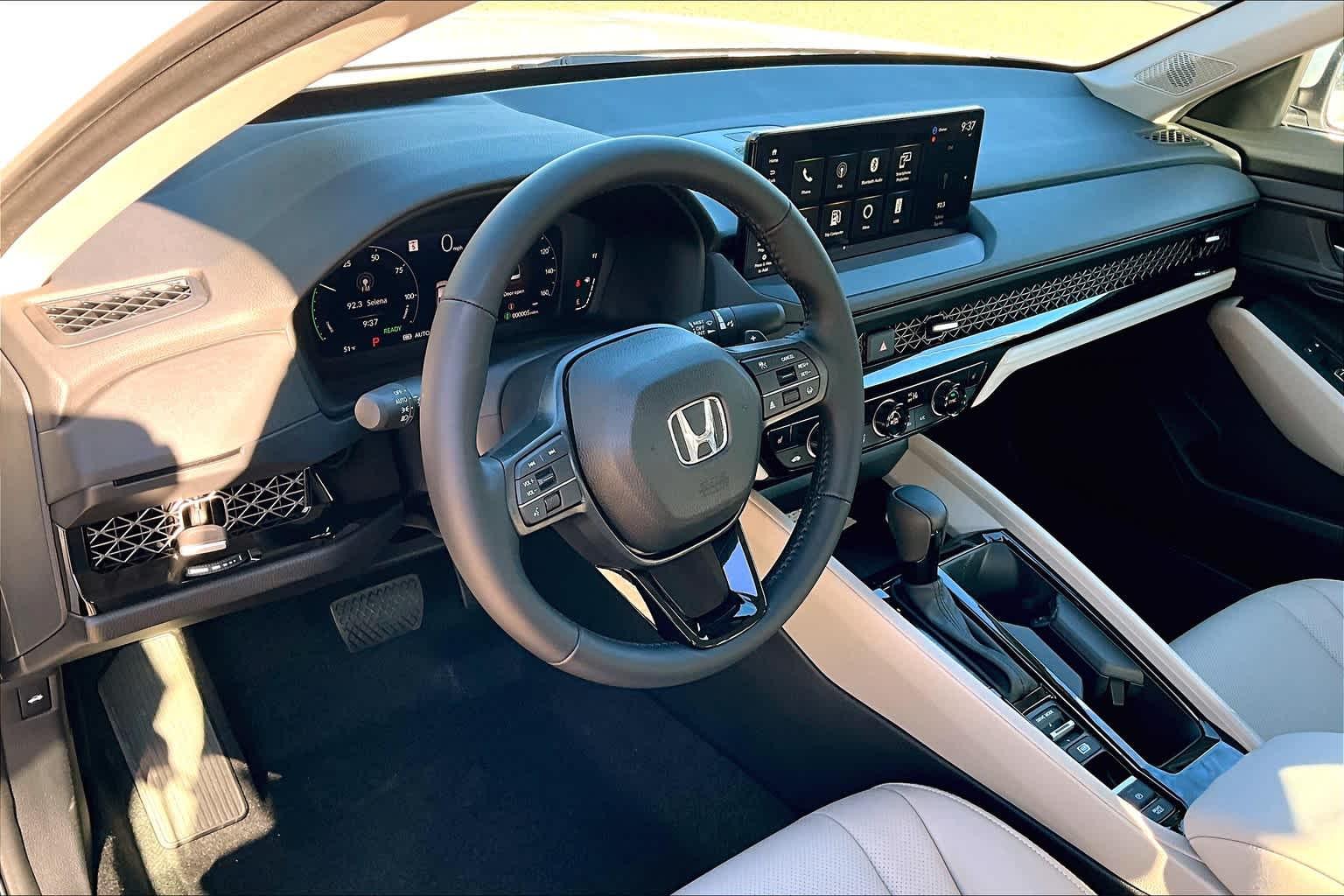 2024 Honda Accord Hybrid EX-L - Photo 8