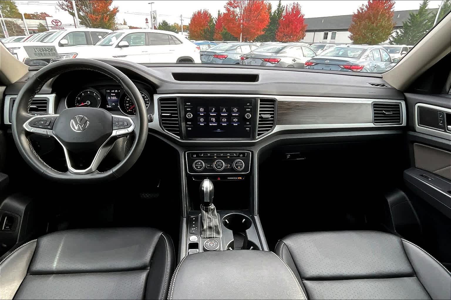 2021 Volkswagen Atlas 3.6L V6 SE w/Technology - Photo 22