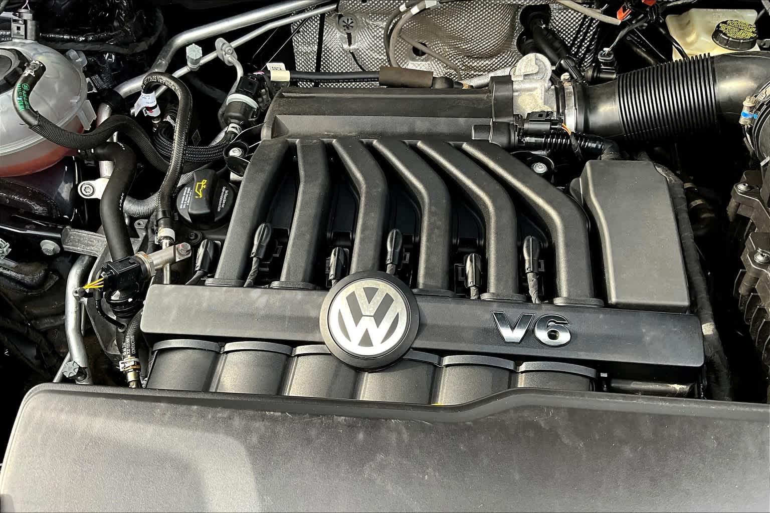 2021 Volkswagen Atlas 3.6L V6 SE w/Technology - Photo 34