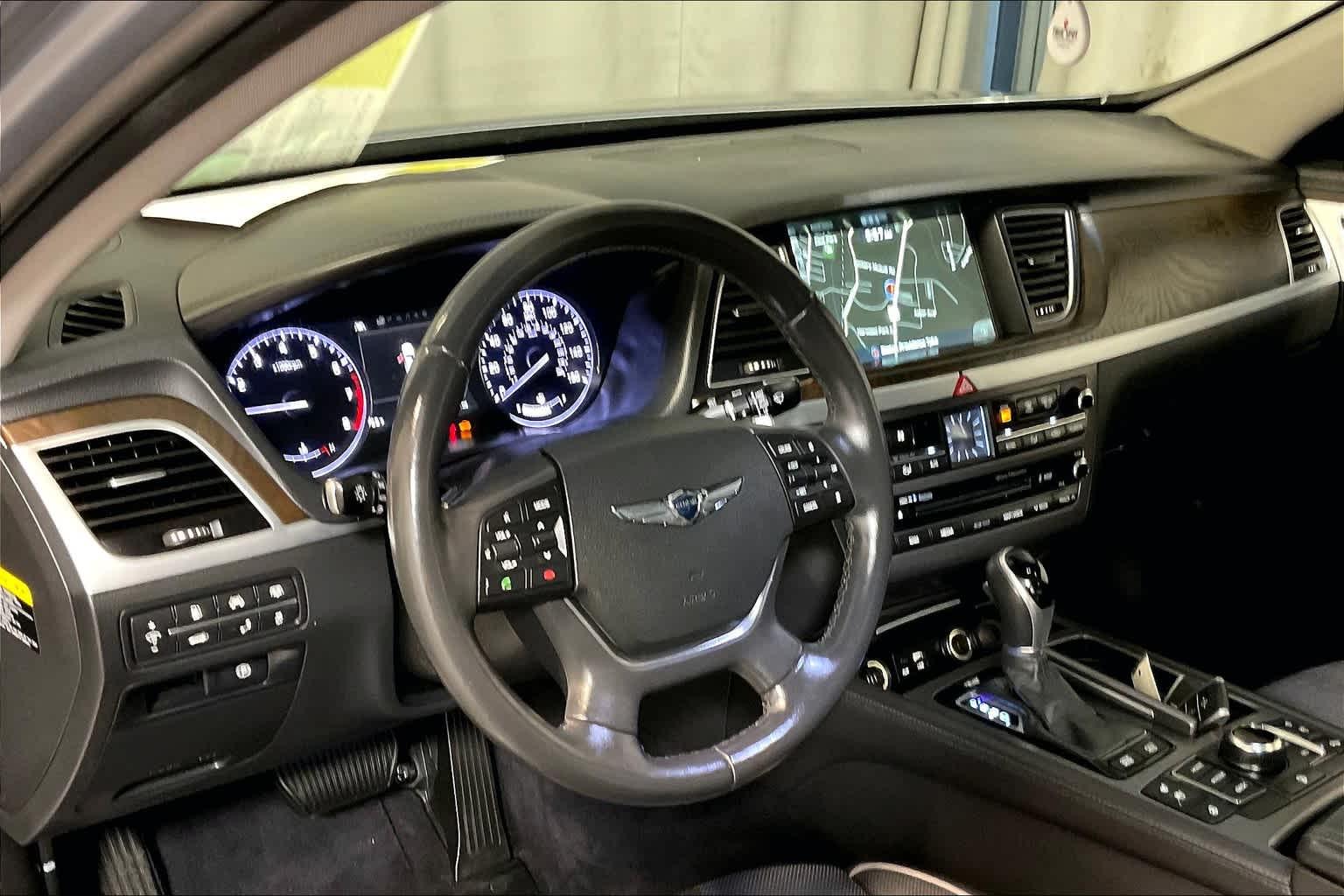 2017 Genesis G80 3.8L - Photo 8