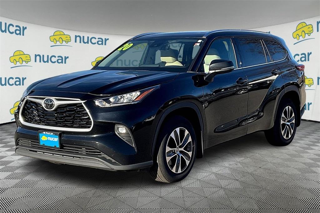 2020 Toyota Highlander XLE - Photo 3