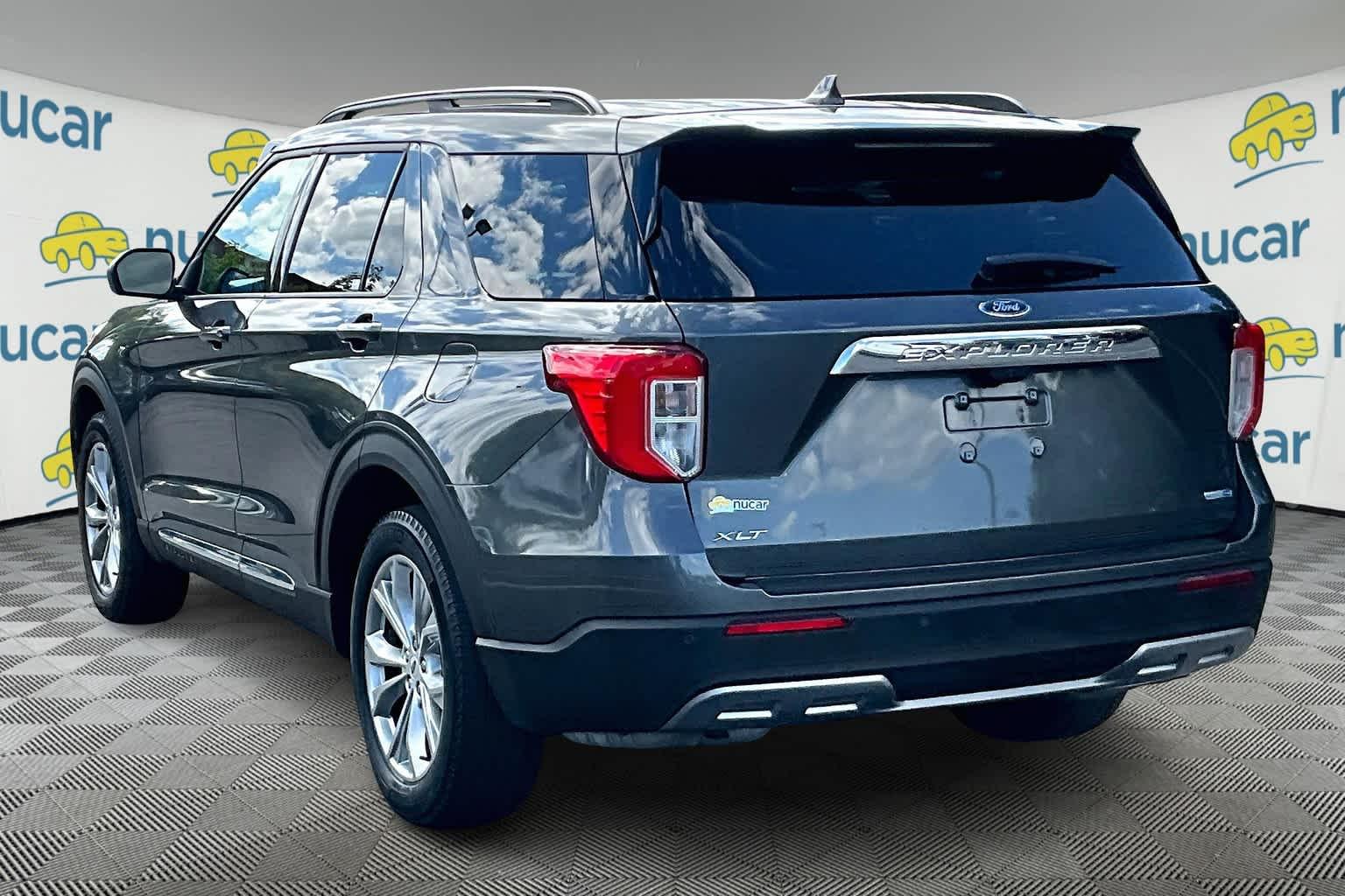 2020 Ford Explorer XLT - Photo 4