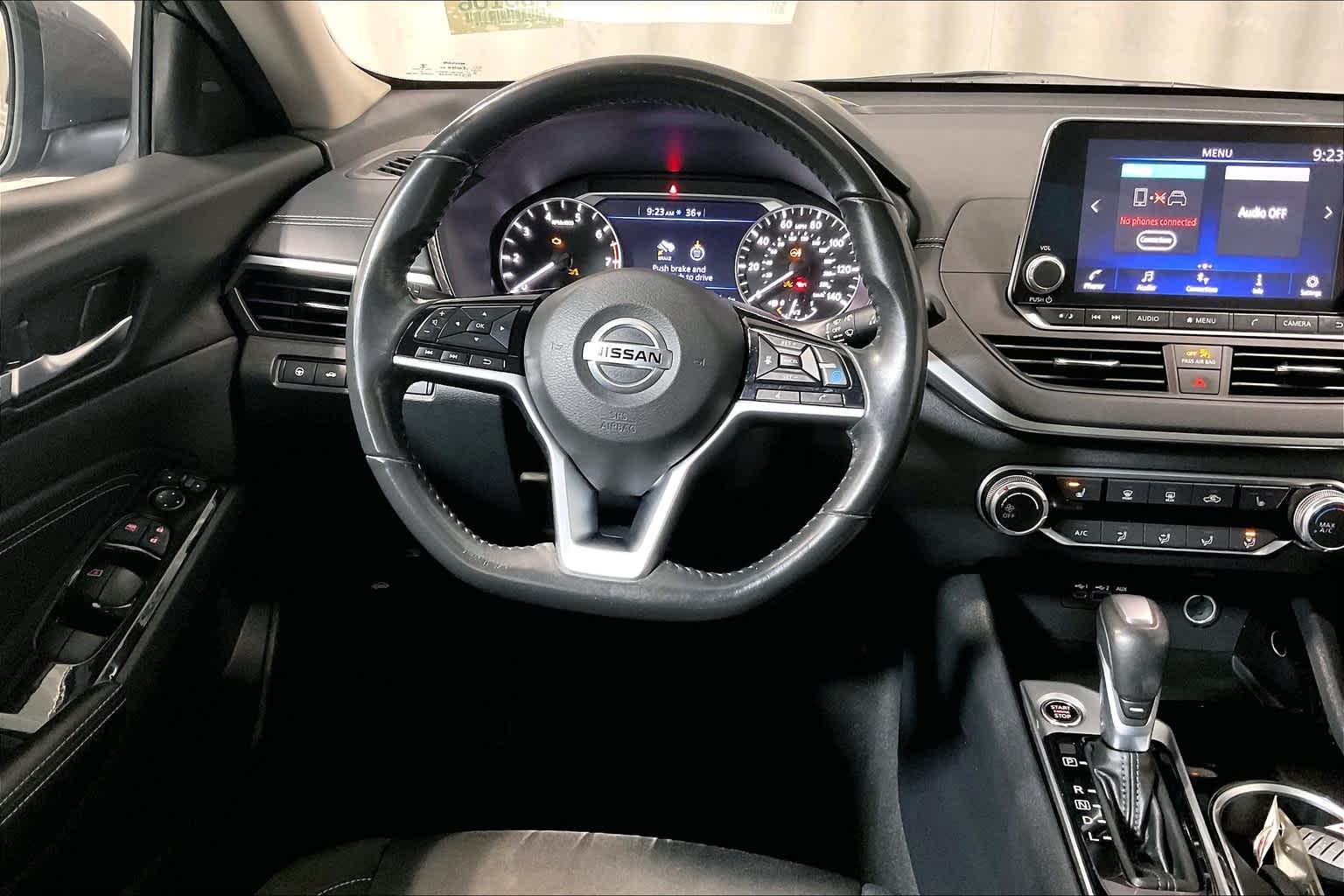 2021 Nissan Altima 2.5 SV - Photo 17