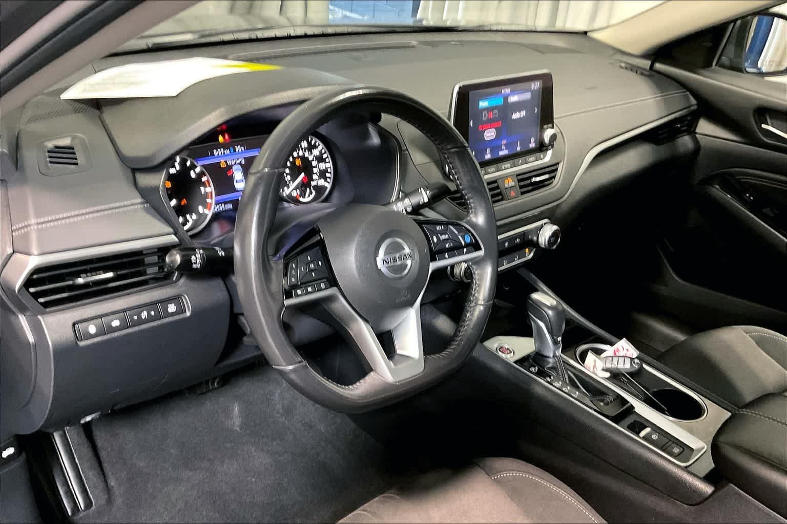 2021 Nissan Altima 2.5 SV - Photo 8