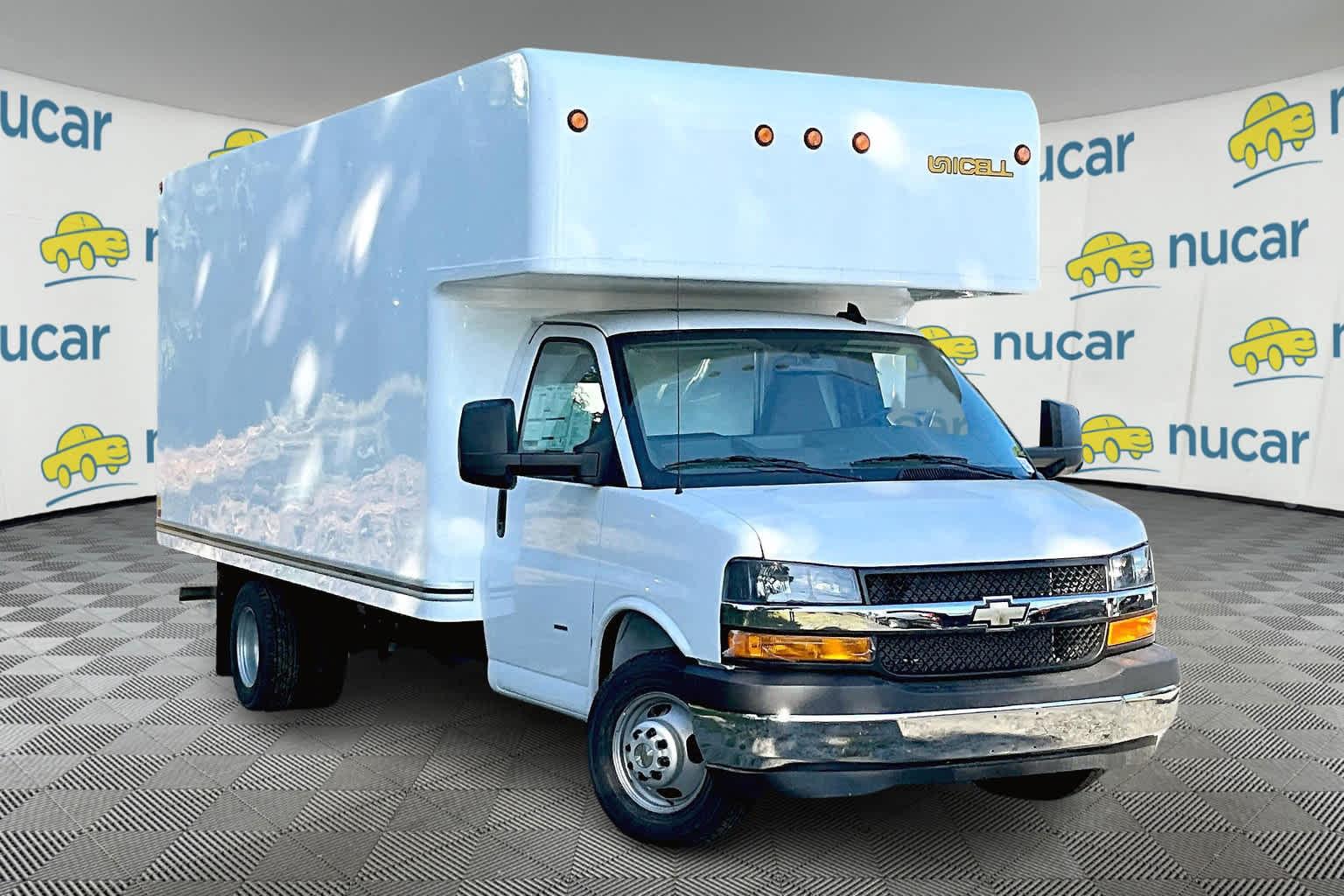 2024 Chevrolet Express CUTAWAY Van 177 - Photo 1