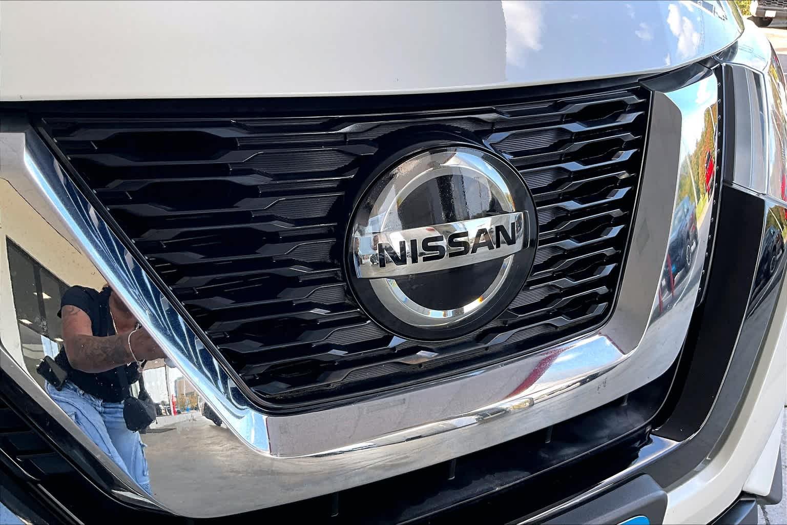 2019 Nissan Rogue SV - Photo 30