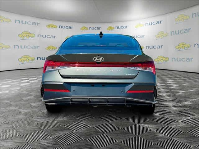 2025 Hyundai Elantra Limited - Photo 7