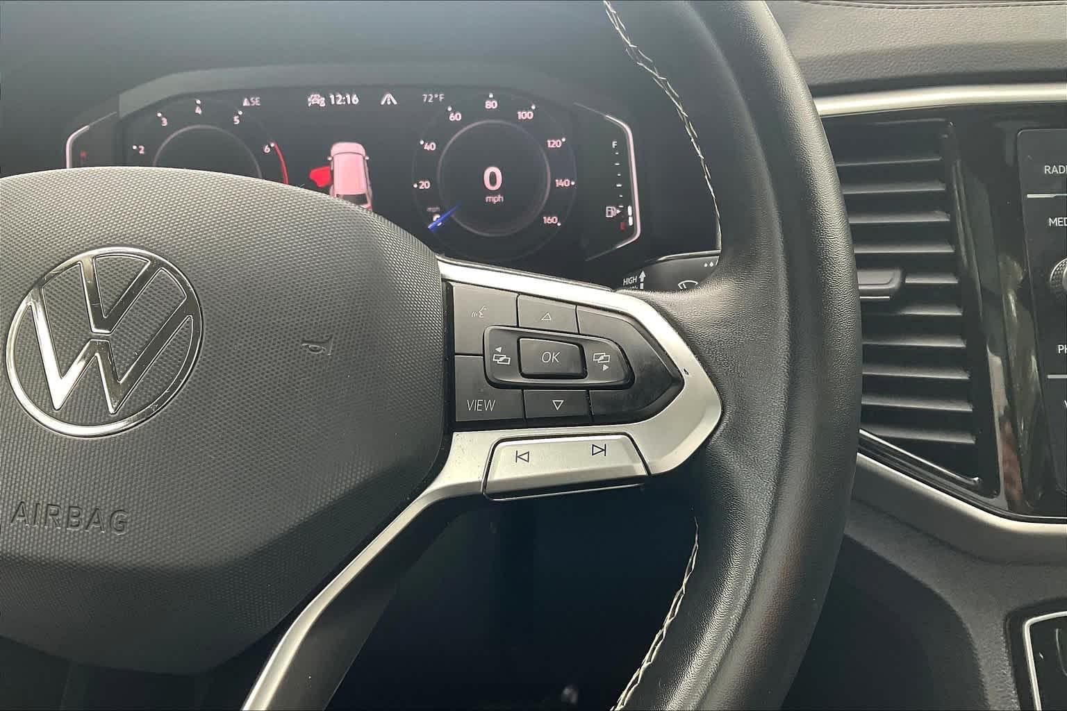 2022 Volkswagen Atlas 3.6L V6 SE w/Technology - Photo 24