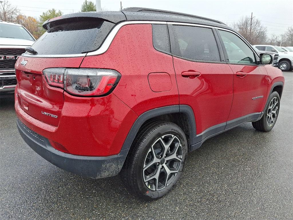 2025 Jeep Compass Limited - Photo 4