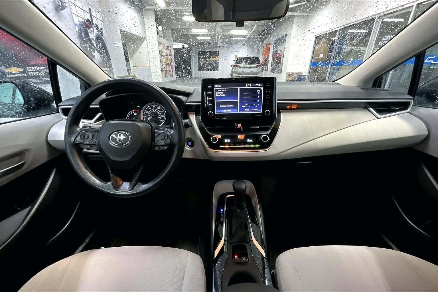 2021 Toyota Corolla LE - Photo 21