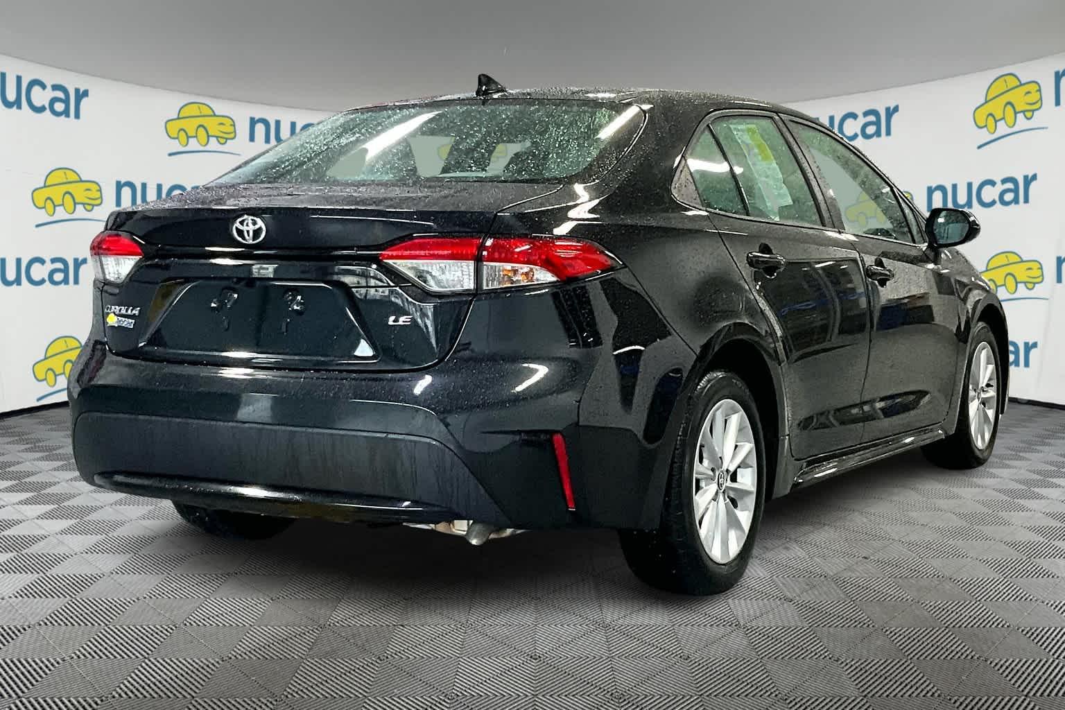 2021 Toyota Corolla LE - Photo 6